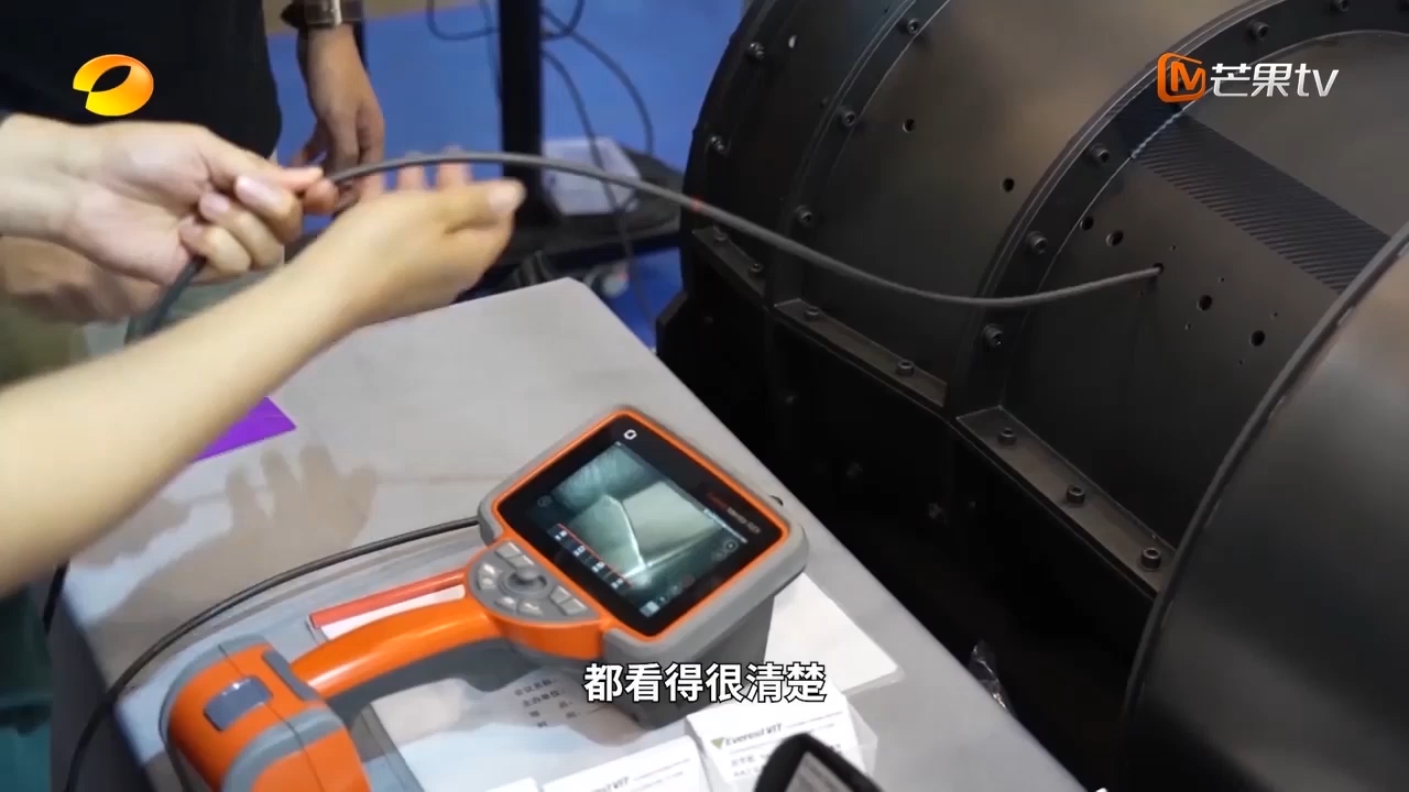 韋林工業(yè)內(nèi)窺鏡接受湖南衛(wèi)視《首發(fā)》欄目采訪(fǎng)片段2